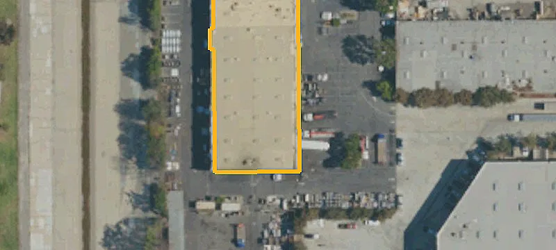 Warehouse Site with Oversized Loading Doors