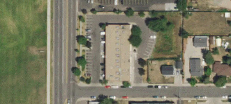 End-Cap Restaurant Space