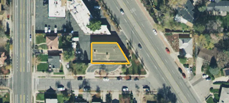 Drive-Thru Restaurant Building