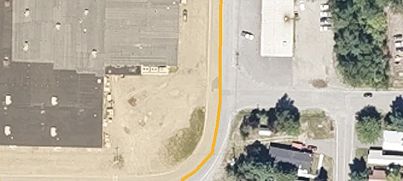 Free-Span Steel Retail/Office Building