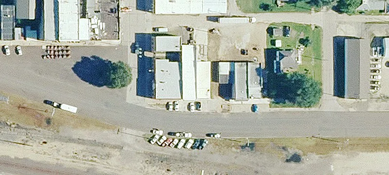 Flex Space Building with Drive-Through Roll-Up Doors