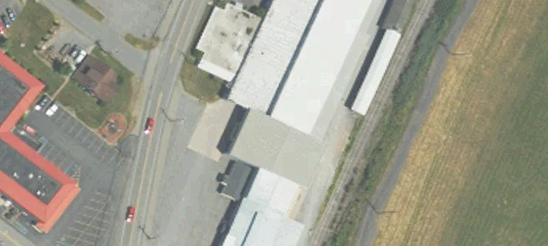 Warehouse with High Clear Ceilings