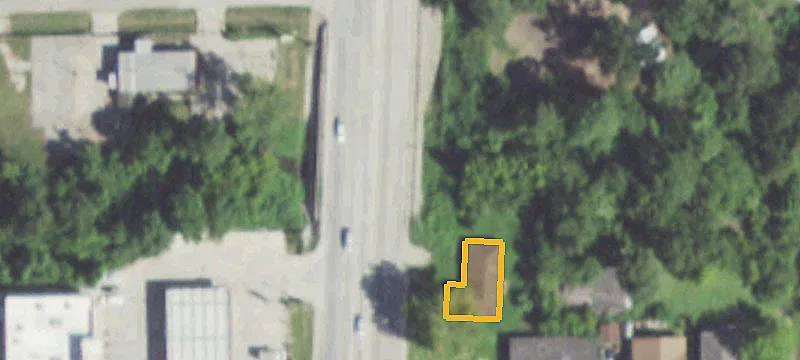 Apartment Building on Corner Site