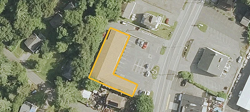 Retail Storefront Suite with Level Walk-In Access