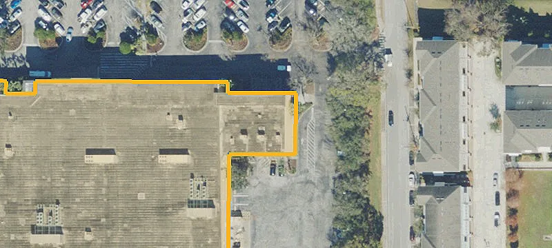 Publix-Anchored Shopping Center