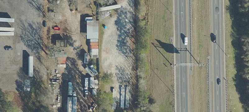 Fully Fenced Industrial Yard