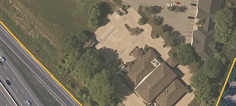 Office Suite with Exceptional Freeway Visibility