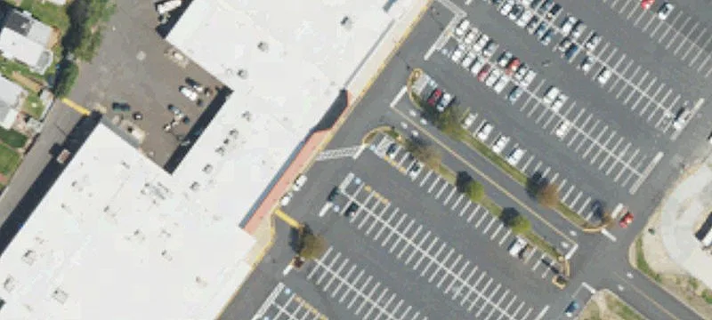 Shopping Center Anchored by National Tenants