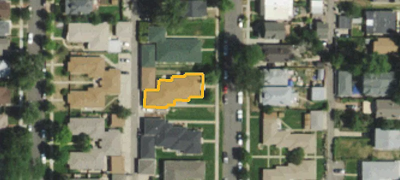 Updated Quadplex With Tenant Occupancy