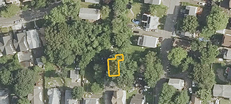 Duplex with Shared Driveway
