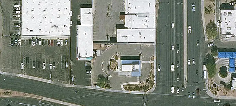 NNN Coffee Guarantied Hard-Corner Property