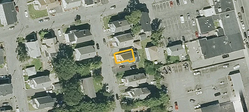 Duplex with Renovated First-Floor Unit