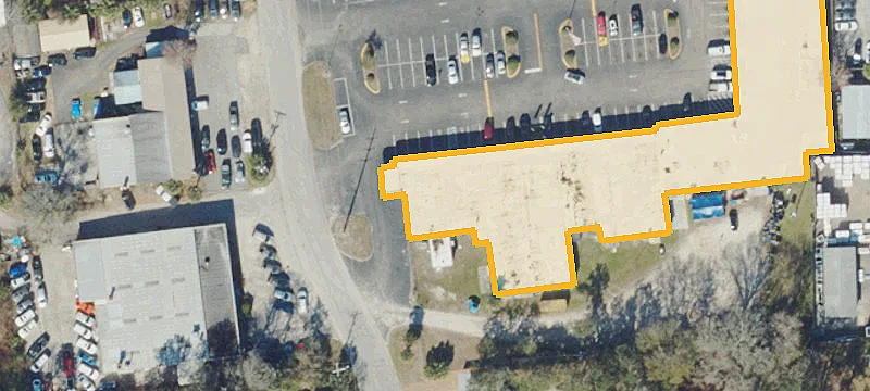 Shopping Center with Restaurant Space