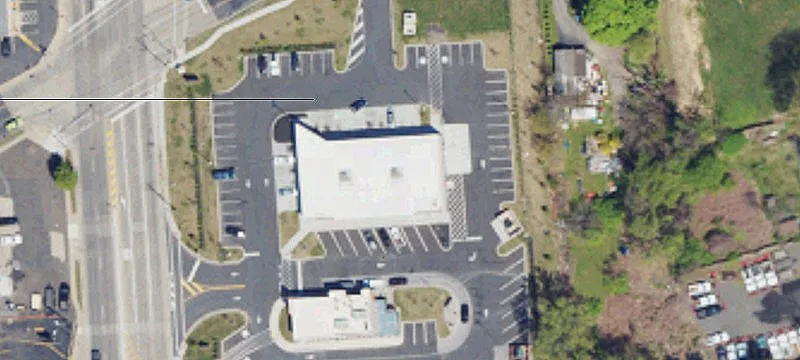 Highly Visible Pad Site at Signalized Intersection