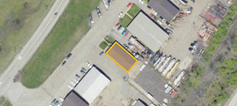 Flex Space with Fenced Yard