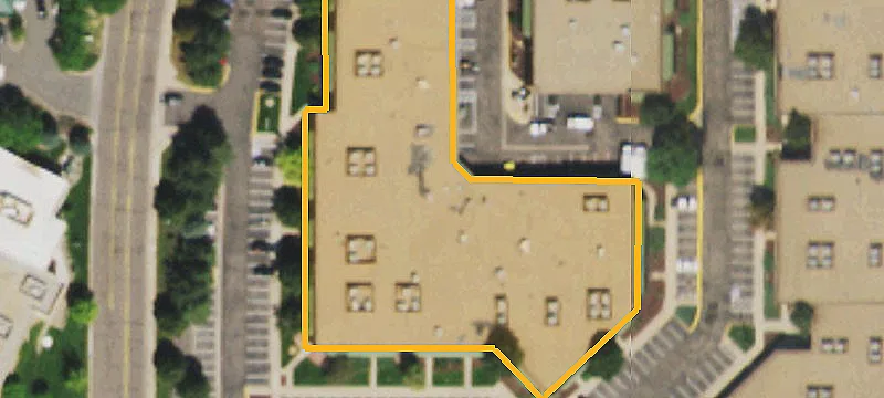 Office Units with Flexible Layouts