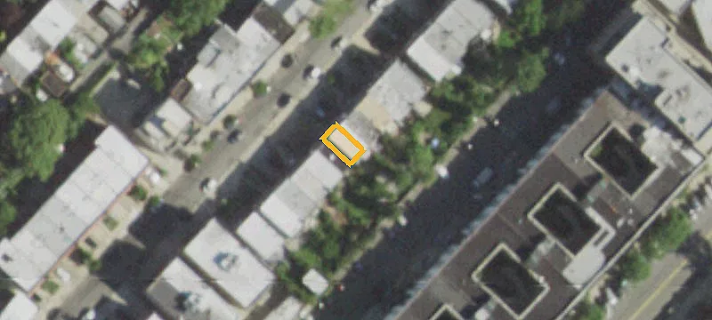 8-Unit Apartment Building