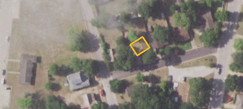Country Homesite Farmland with Live Oaks