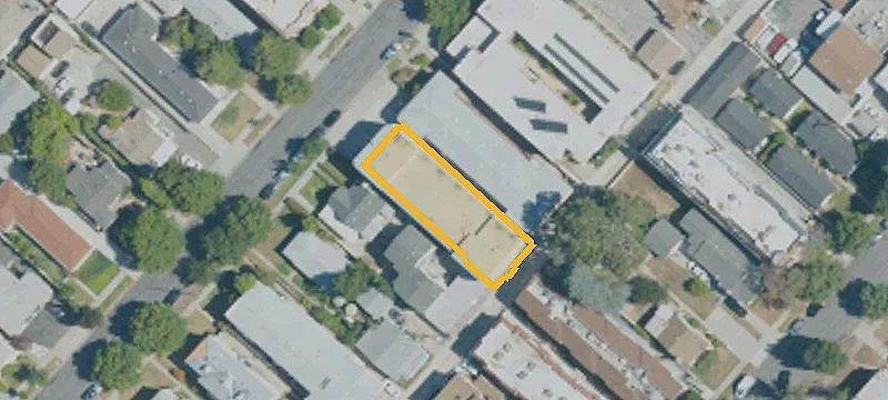 10-Unit Apartment Building