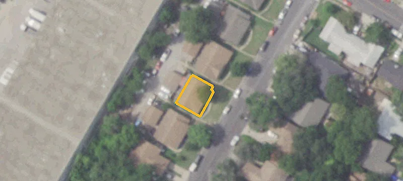 Duplex with Private Fenced Backyards