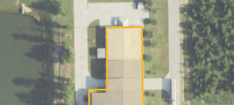 Retail Space in New Construction Center
