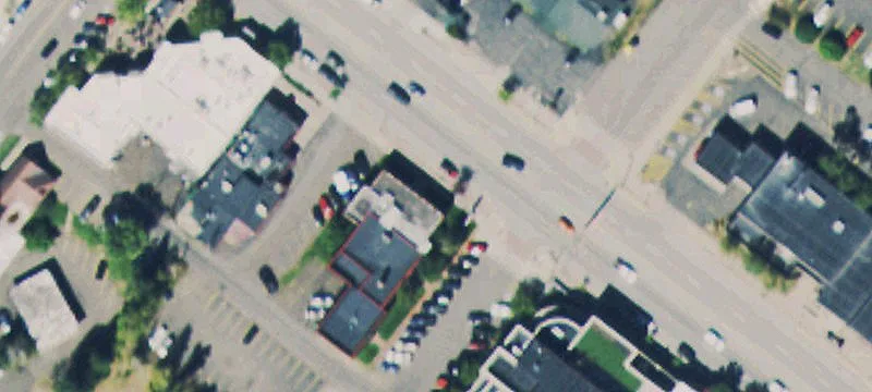 Corner Office Building with 16 Suites