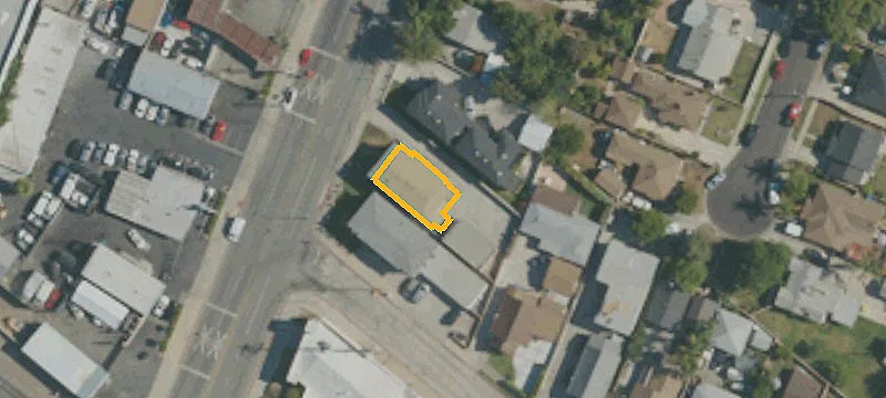 Four-Unit Multifamily with Dedicated Parking