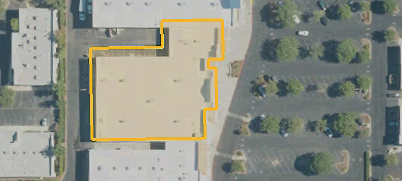 End Cap Anchor Retail Space