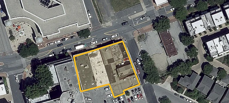 Turnkey First-Floor Liquor Store