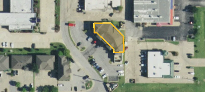 Single-Tenant Restaurant with Annex