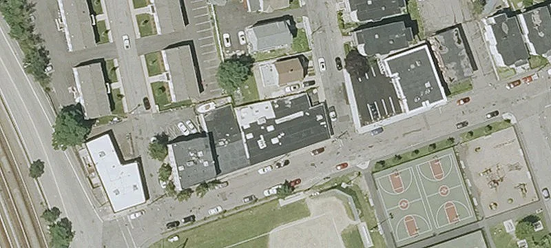 Single-Story Office Units with Drive-In Bay