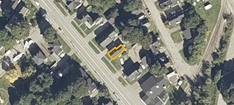 Updated Two-Unit Duplex with Separate Entrances