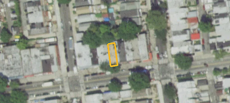 Fully Equipped Restaurant with Street-Access Basement