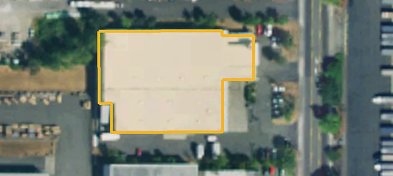 Warehouse with Secured Paved Yard