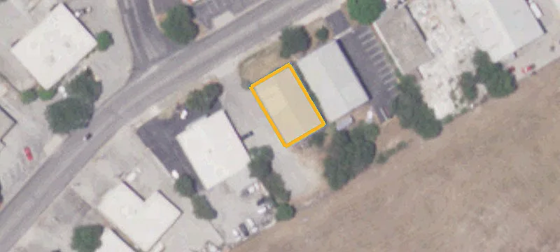Single-User Warehouse with 14’ Clear Height