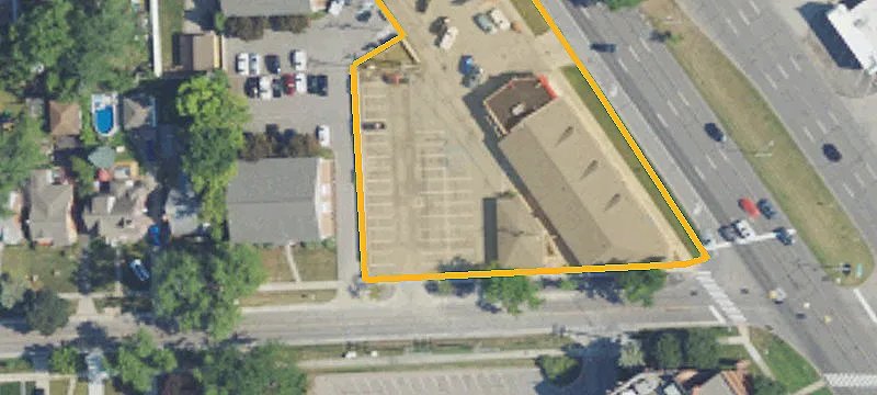 Corner Office Units