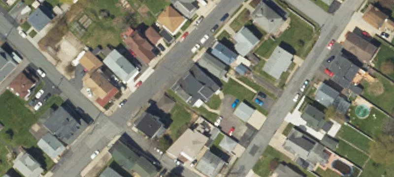 5-Unit Apartment Building with Garage