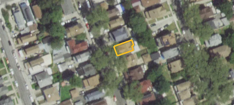 Duplex with Garden Apartment