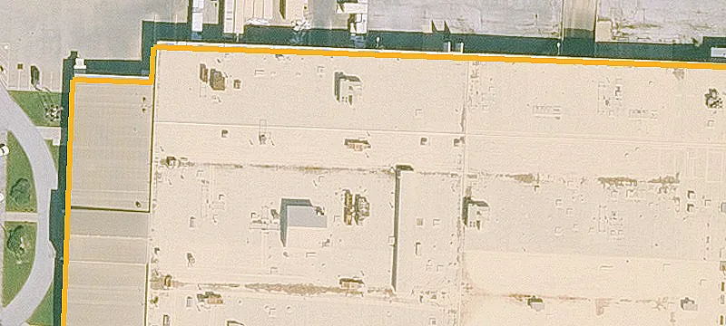 Heavy Industrial Warehouse with Loading Docks