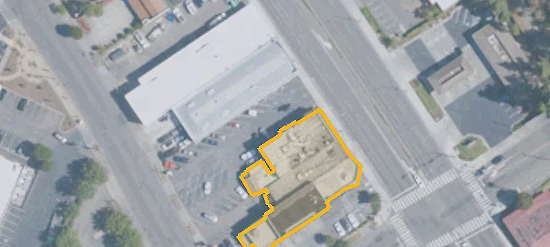 Mixed-Use Property with Restaurant