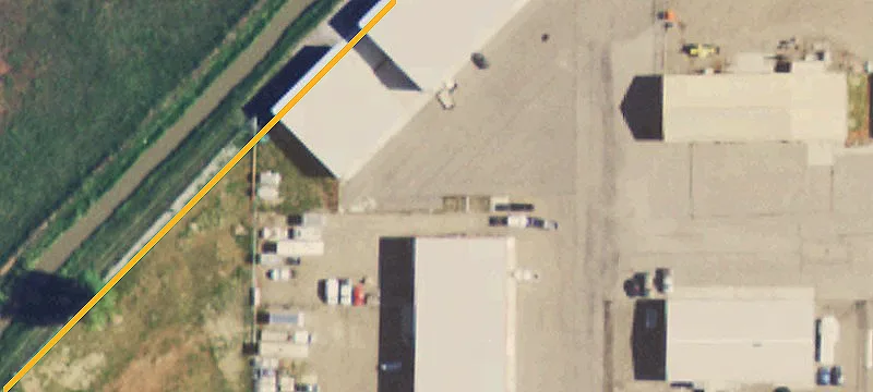 Warehouse with Multiple Overhead Doors