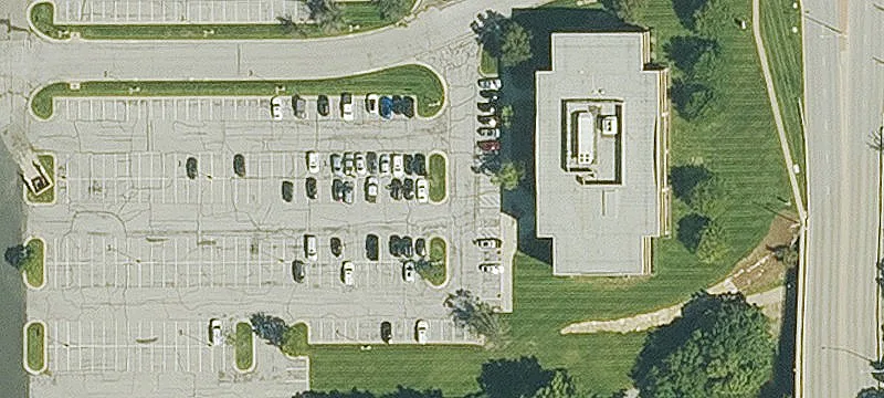 Office Units with Flexible Expansion