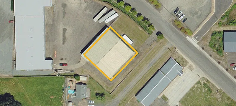 Warehouse with Secure Yard