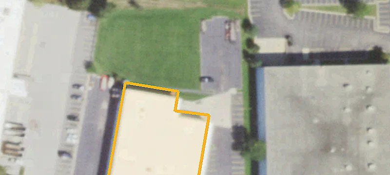Amenity-Rich Flex Space