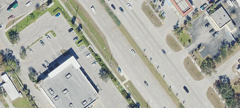 Publix-Anchored Retail Space
