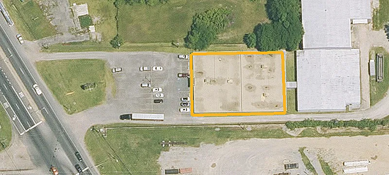 Warehouse With Laydown Yard