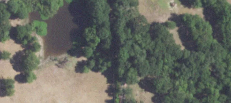 High-Fence Ranch with Lake