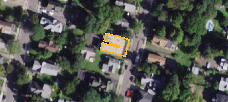 Eight-Unit Apartment Building