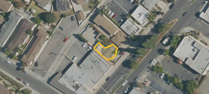 Mixed-Use Property with Paved Yard