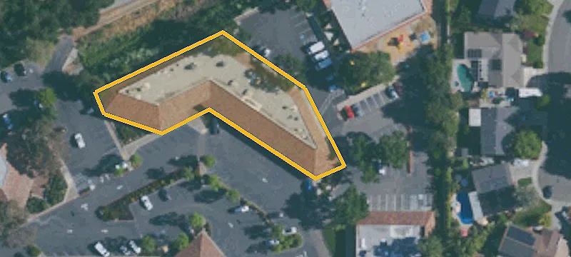 Retail Space at High-Traffic Intersection